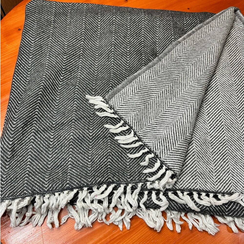 100% Cashmere Throw - Made in Nepal - 80" x 48"